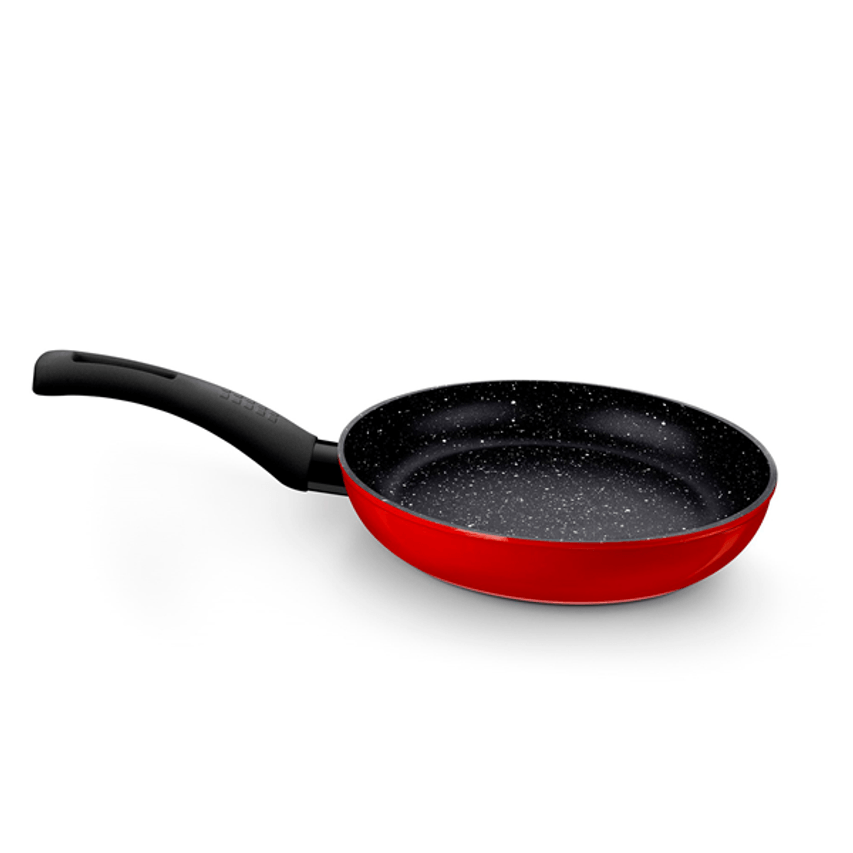 A121560