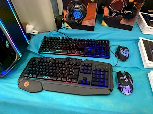 Store PCBOX Pamplona (Irache)