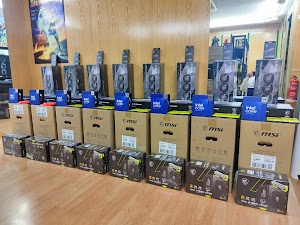 Store PCBOX Pamplona (Iturrama)